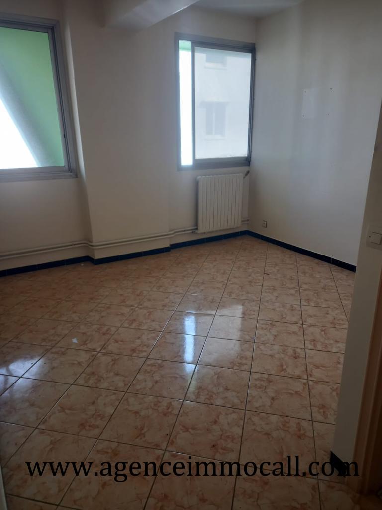 Appartement en vente à Centre ville Rabat — 2