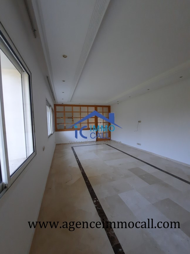 en LOCATION villa au quartier SOUISSI — 4