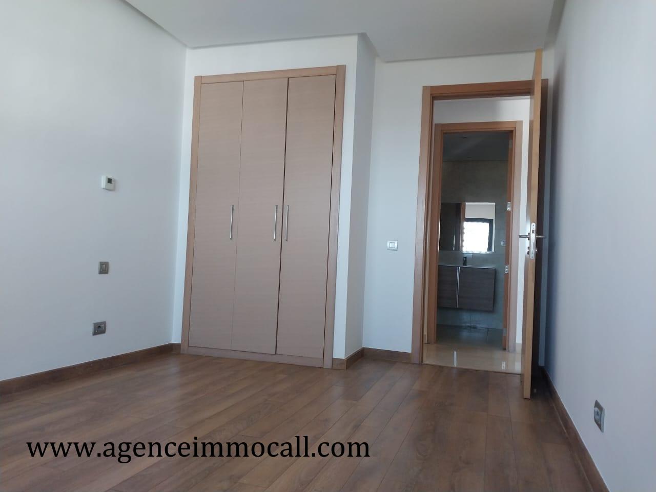 Appartement de luxe en location à Hay Riad — 4