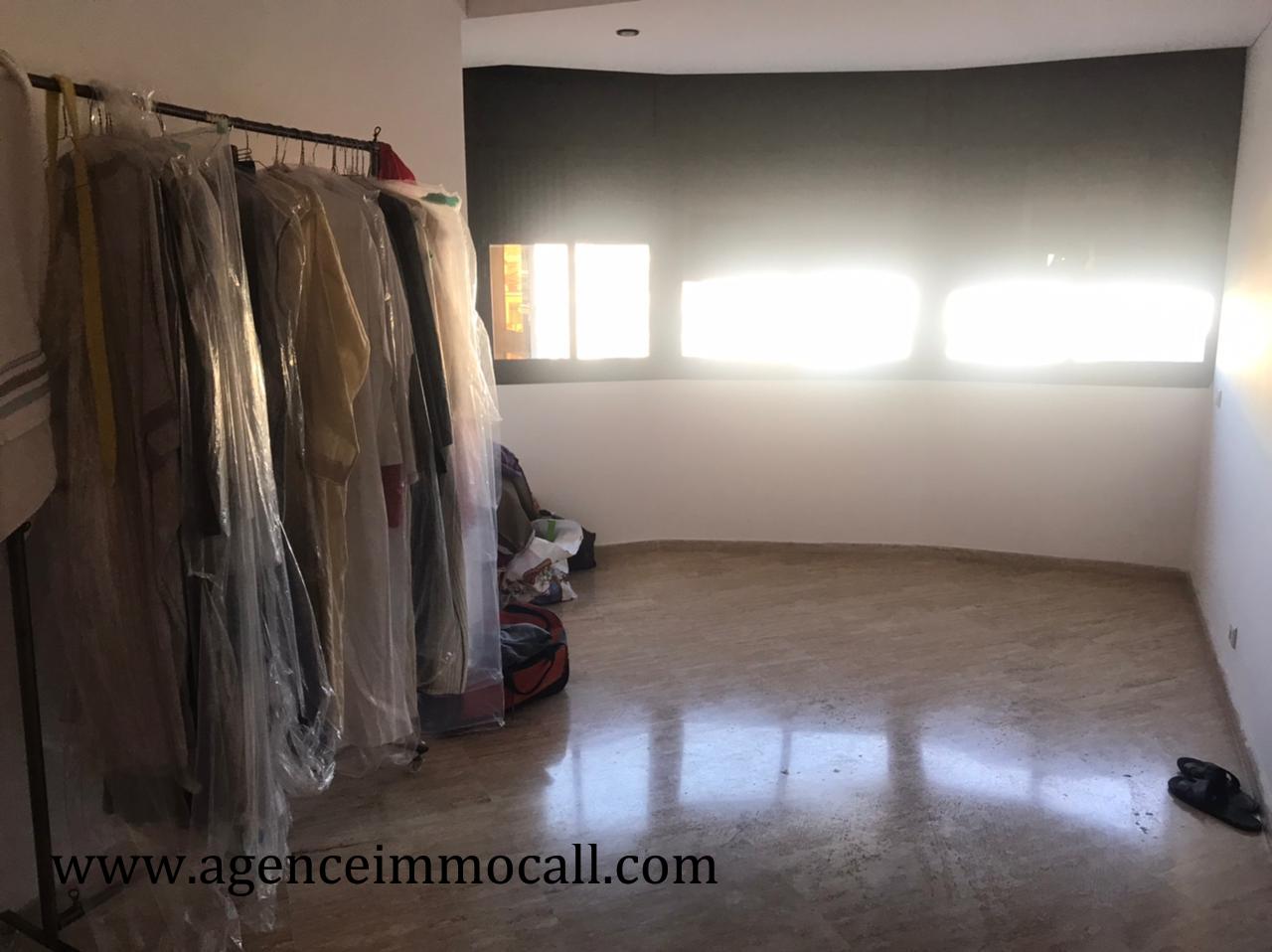 Appartement en location à Hay Riad — 5