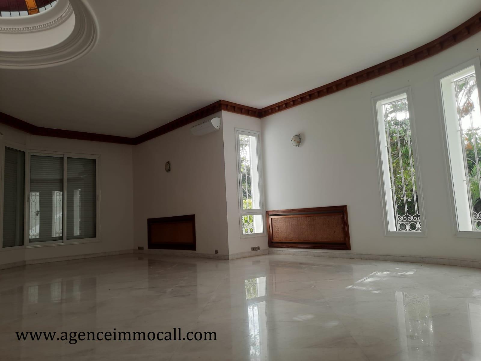 Villa à louer au quartier SOUISSI-Rabat — 4
