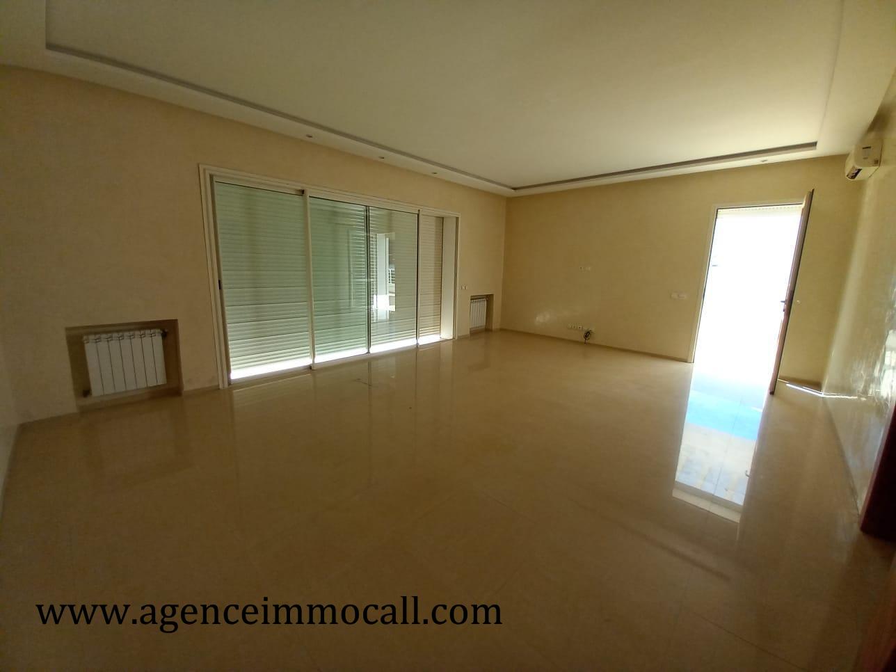 Villa à louer située à SOUISSI - Rabat — 5