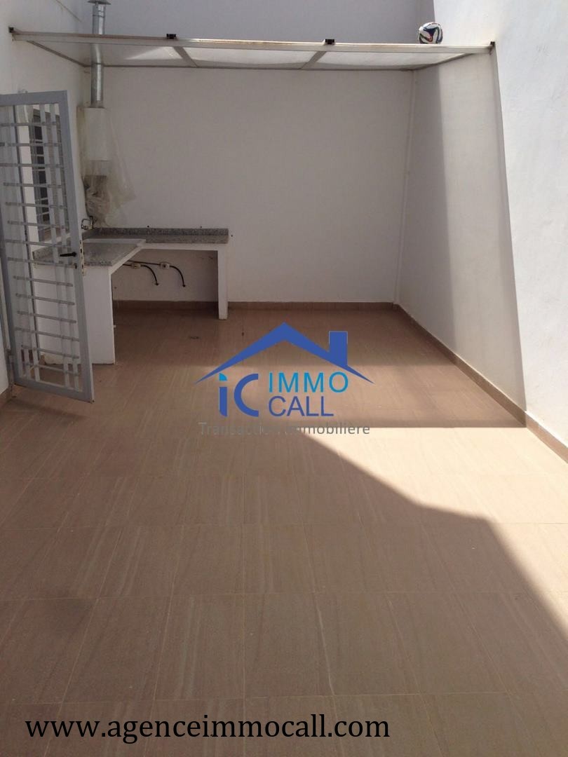 Villa vide 380 m² en LOCATION à Hay Riad — 5