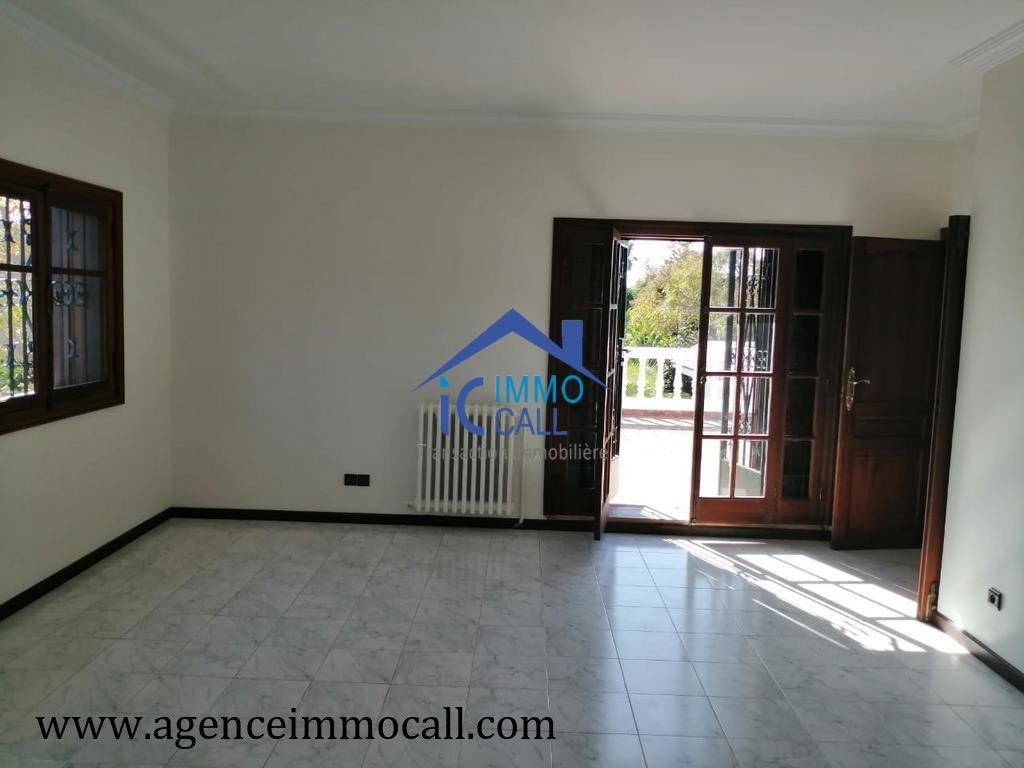 Villa 2000 m² f Souissi — 9