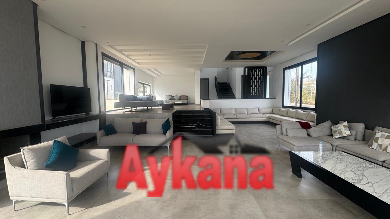 VENTE VILLA PRESTIGE À EL MENZEH — 3