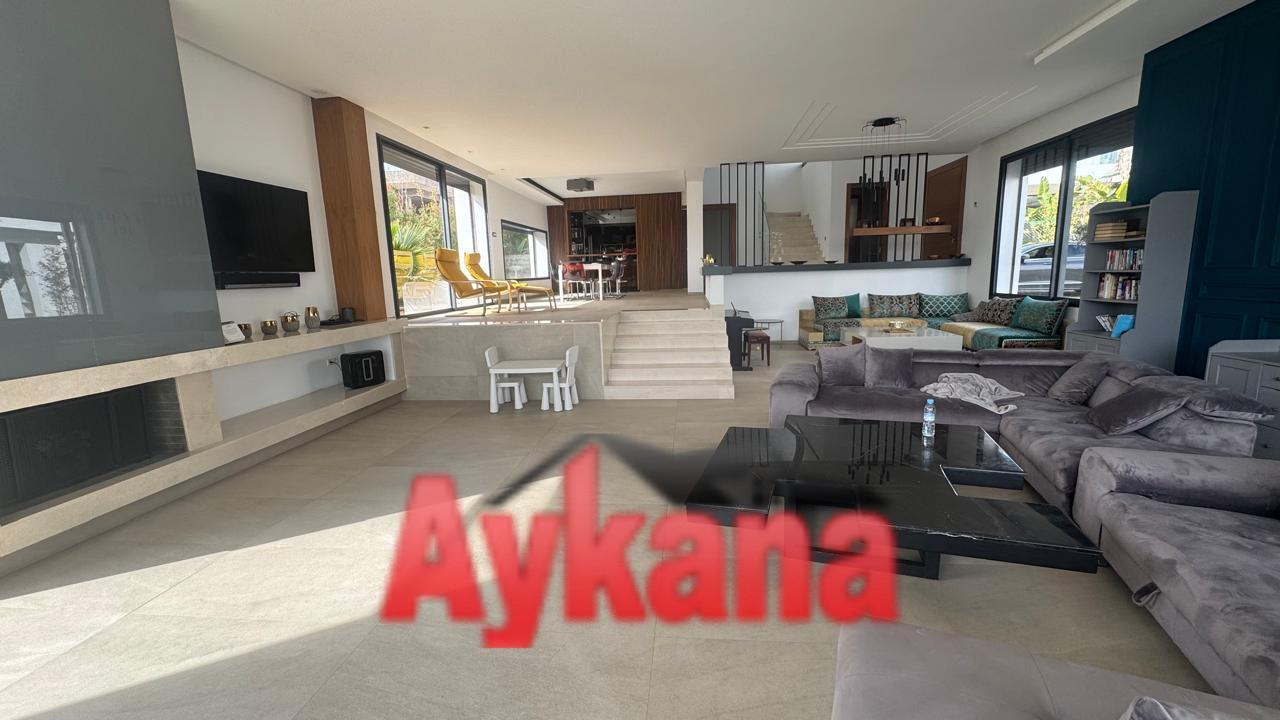 Villa 574 m² à El Menzeh — 2