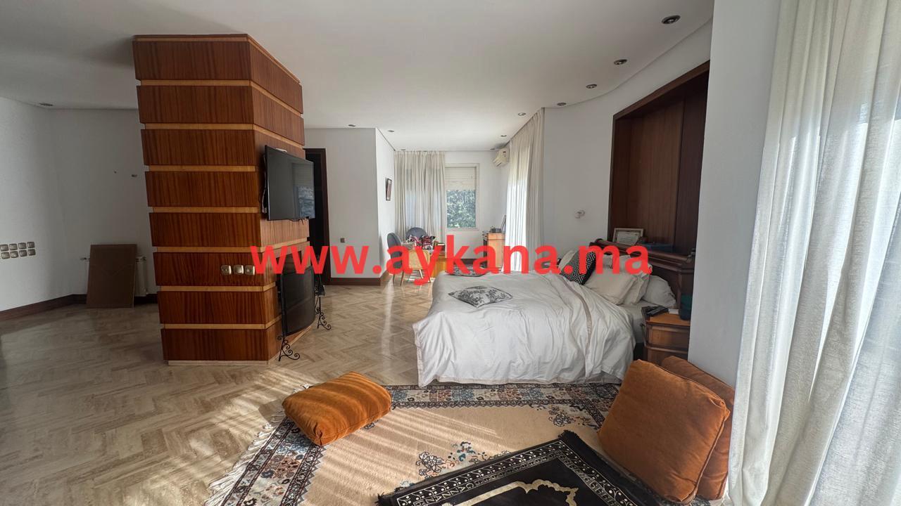 Villa f Souissi — 10