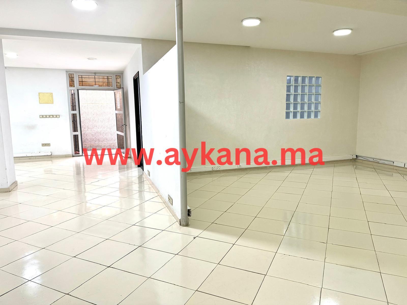 Local Bureau 142m² à Vendre – Avenue Ben Barka &amp; avenue Annakhil — 5