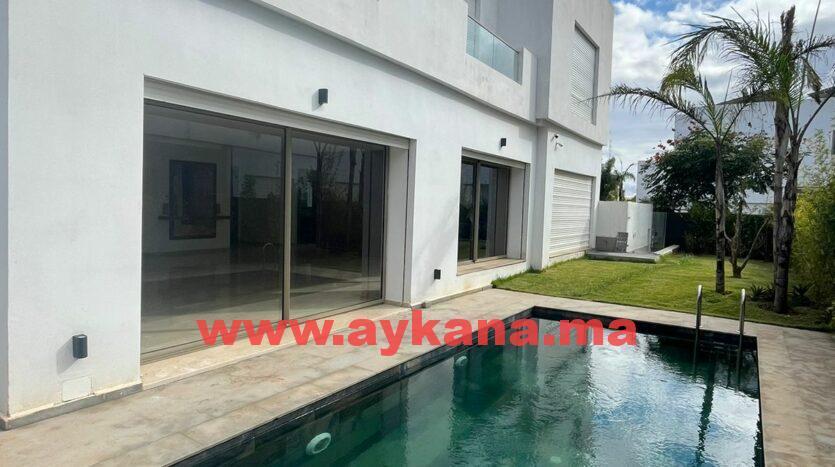Villa 685 m² à El Menzeh — 2