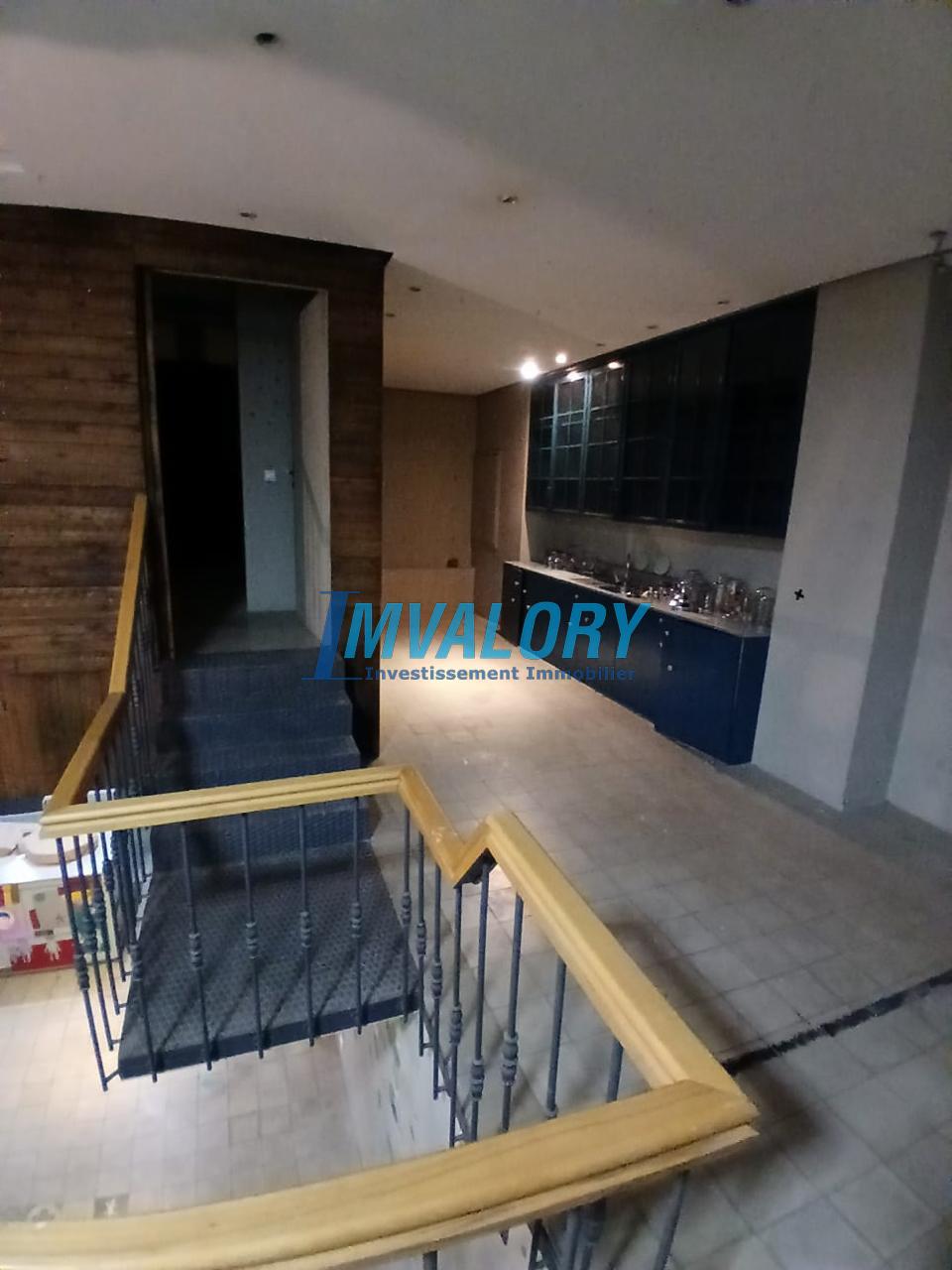 A vendre local commercial 106m² Princesse — 3