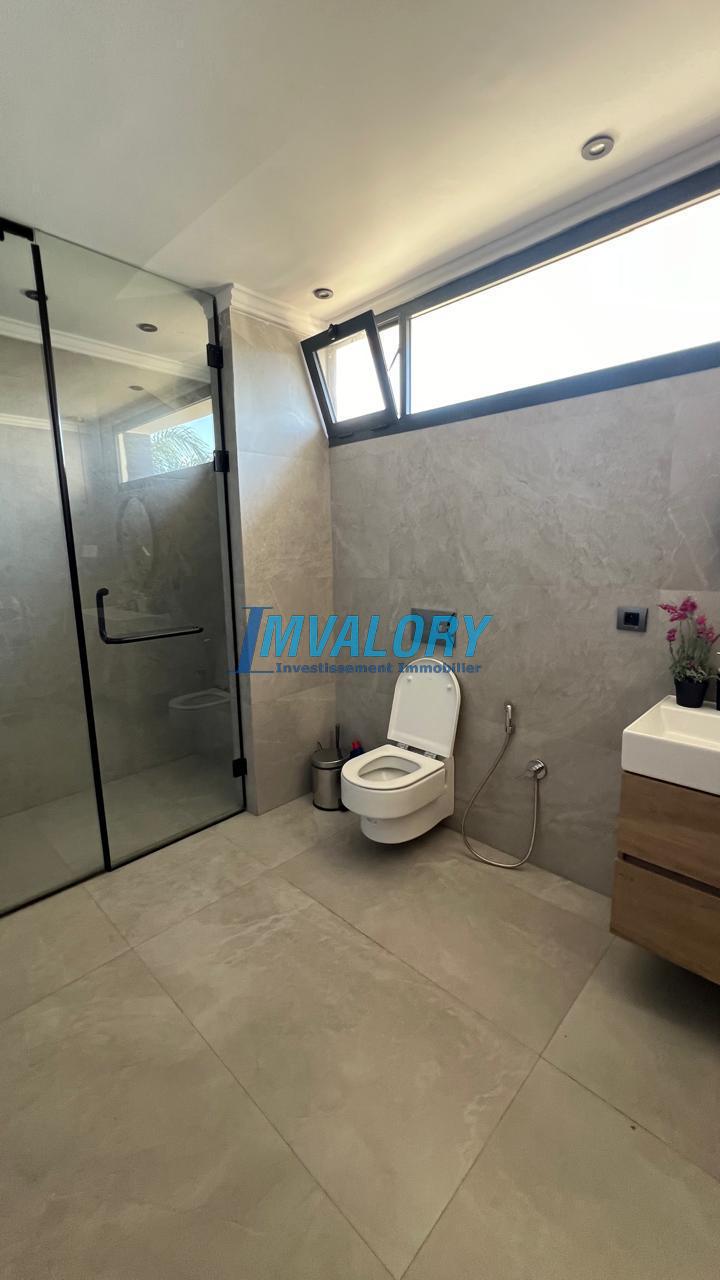 Villa 330 m² à Bouskoura — 9