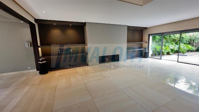 Villa 650 m² f Ain Diab — 8