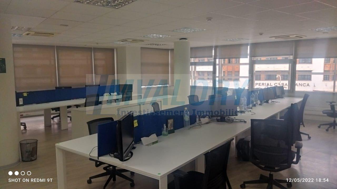 A louer bureau 600m² BD MED V — 5