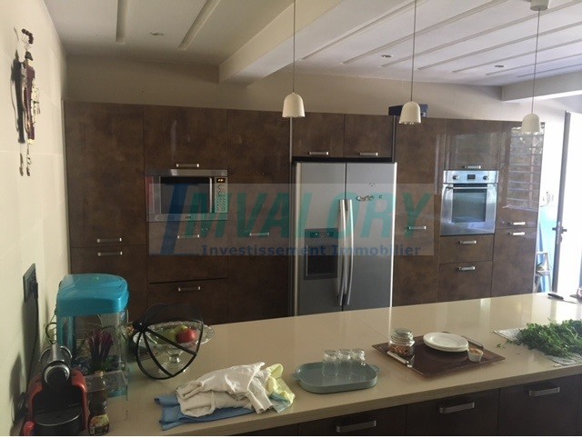 Villa 650 m² à Oasis — 10