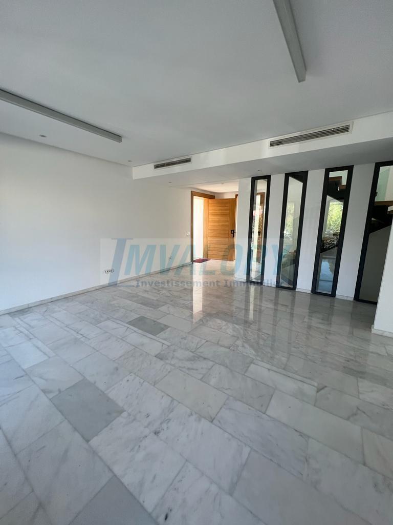 Villa 300 m² à CIL — 9