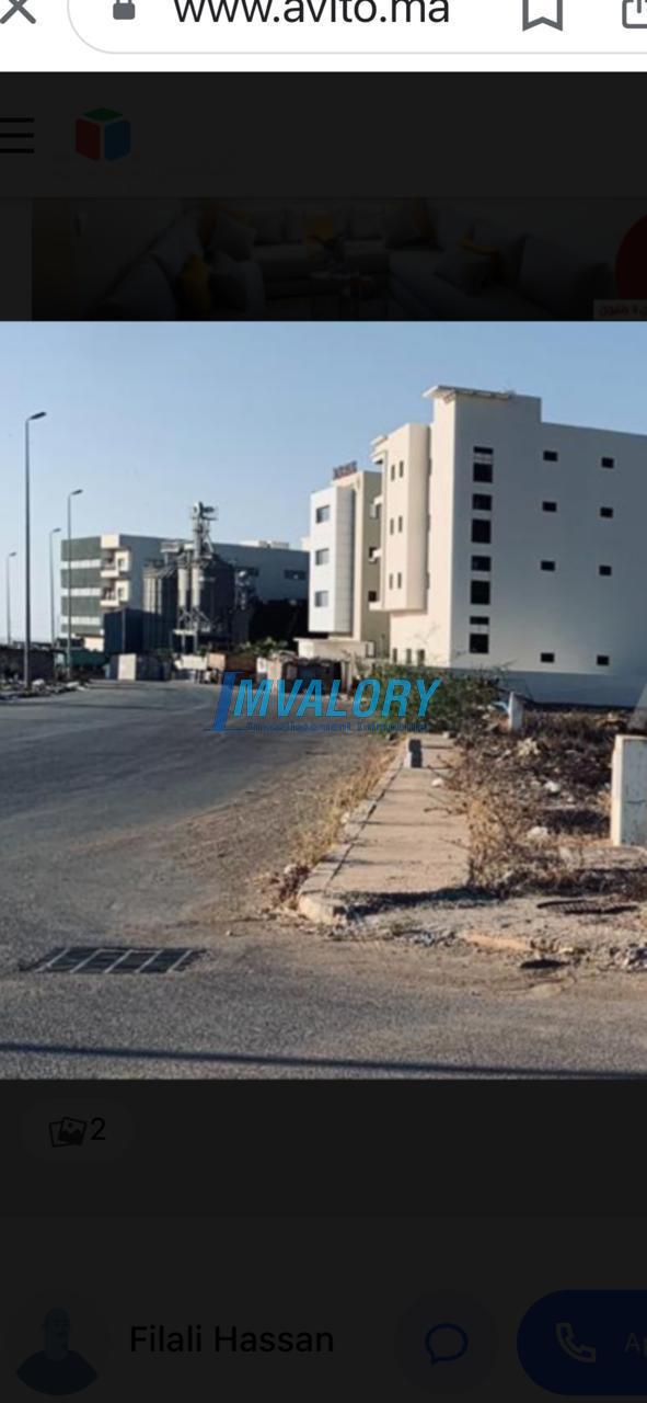 A vendre Terrain Industriel 1057M² angle MANSOURIA
