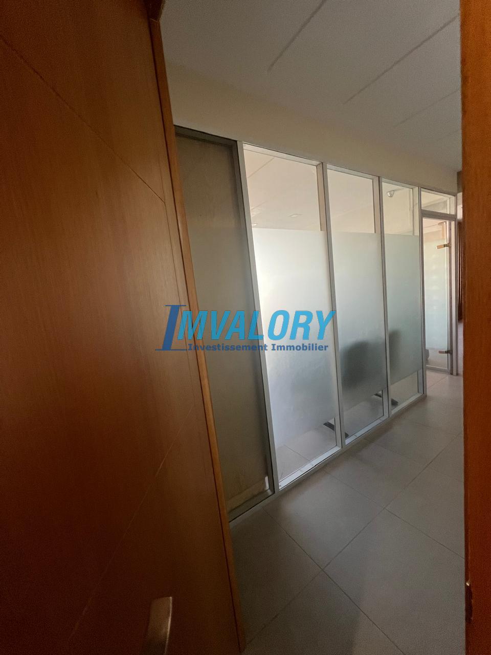 A vendre bureau de 151m² bd ABDELMOUMEN — 2