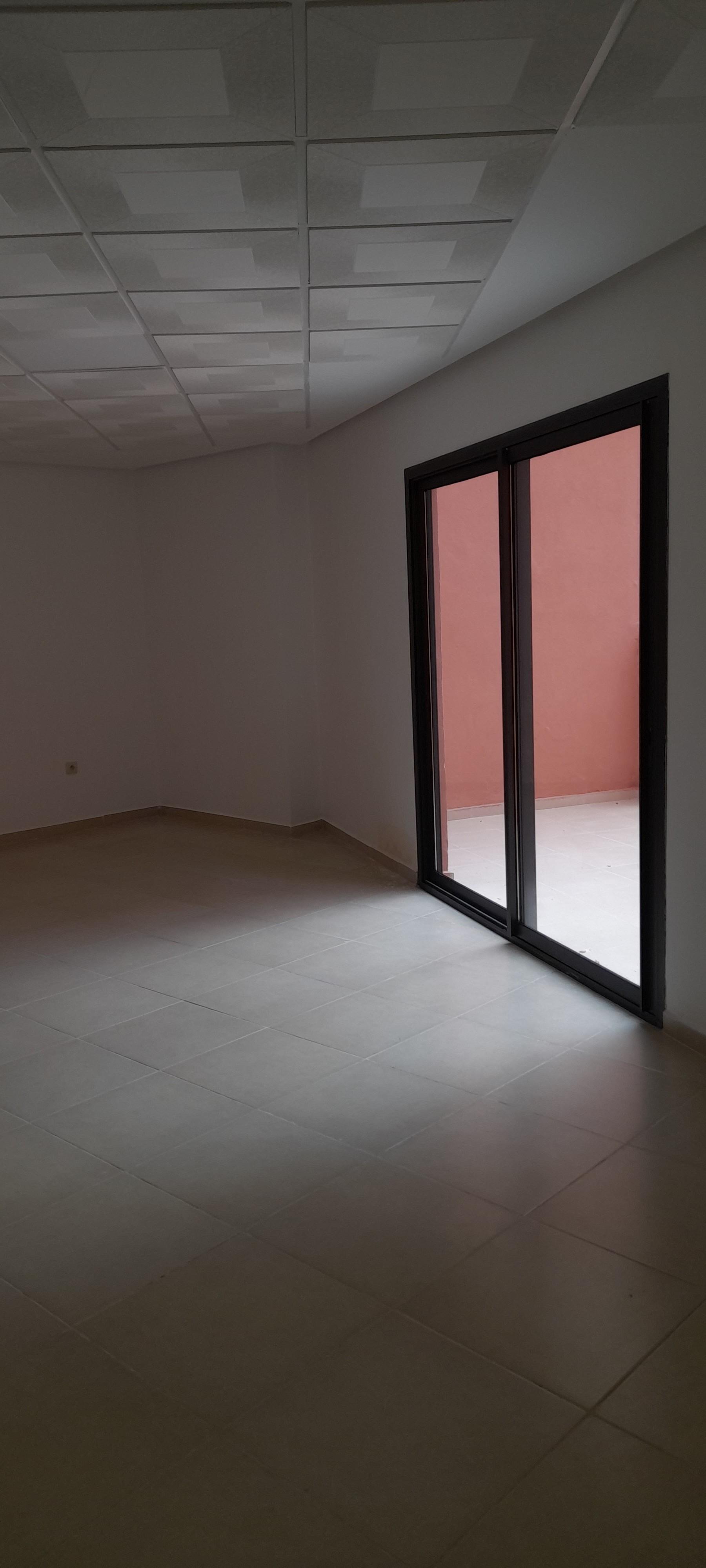 Plateau Standing à Vendre 48 m² Guéliz