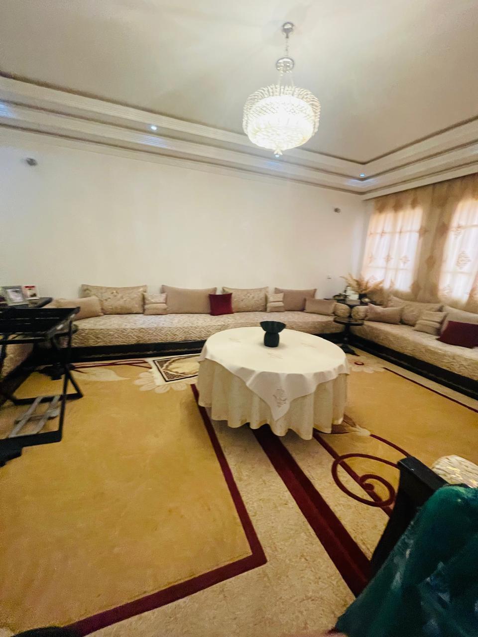 Villa 384 m² à Daoudiate — 2