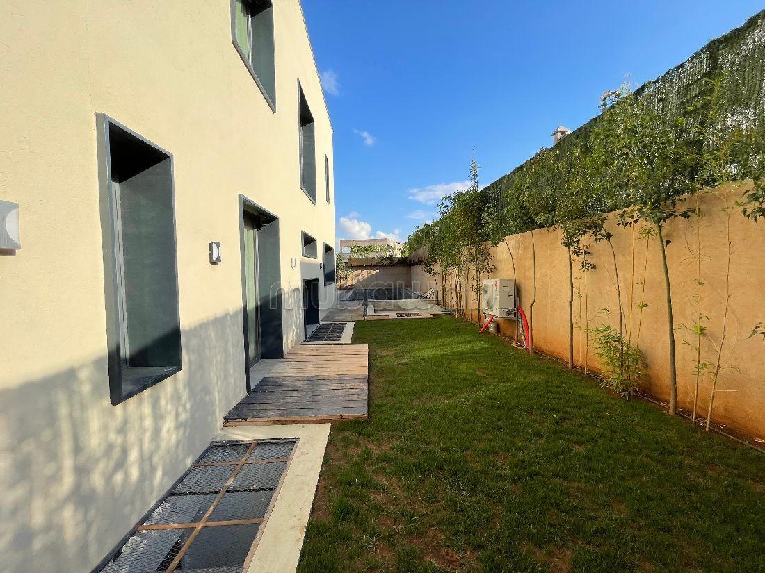 Villa 617 m² à Amelkis — 2