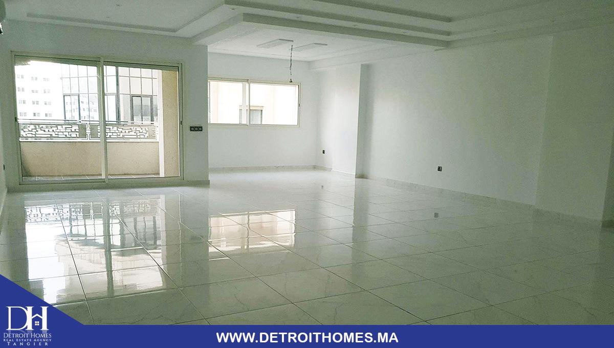 Appartement vide à louer — 2