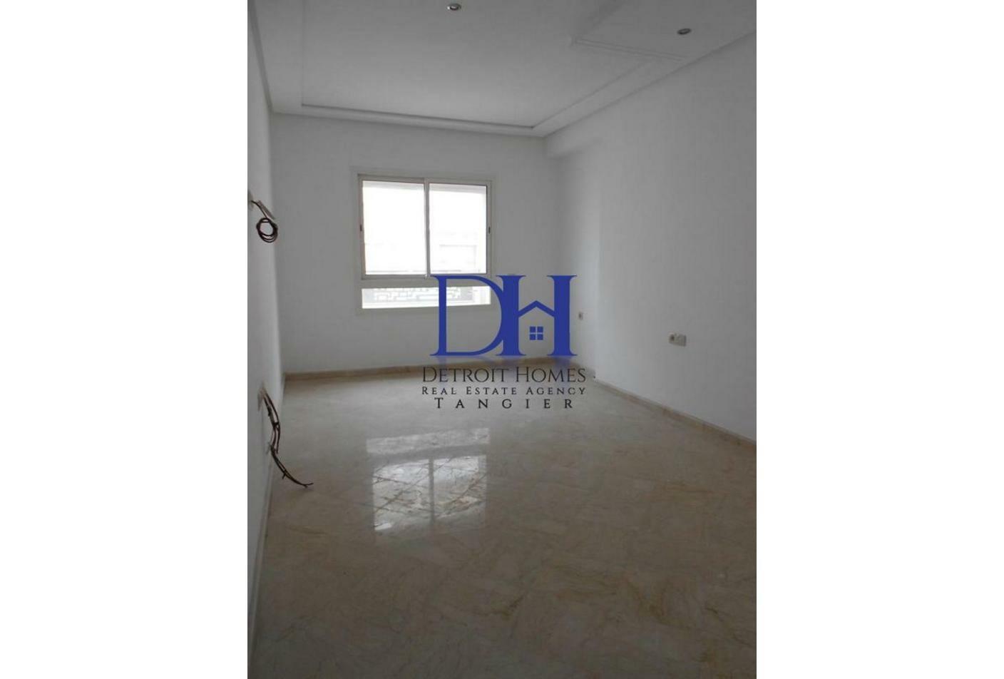 Appartement vide à la location -longue durée- — 2
