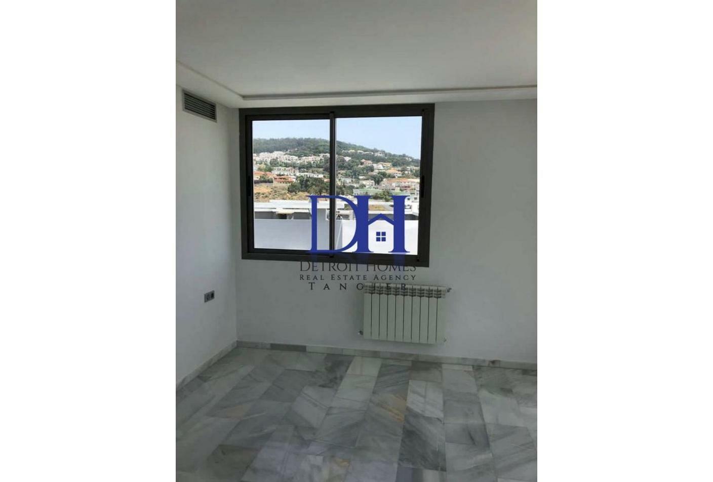 villa vide à la location — 3