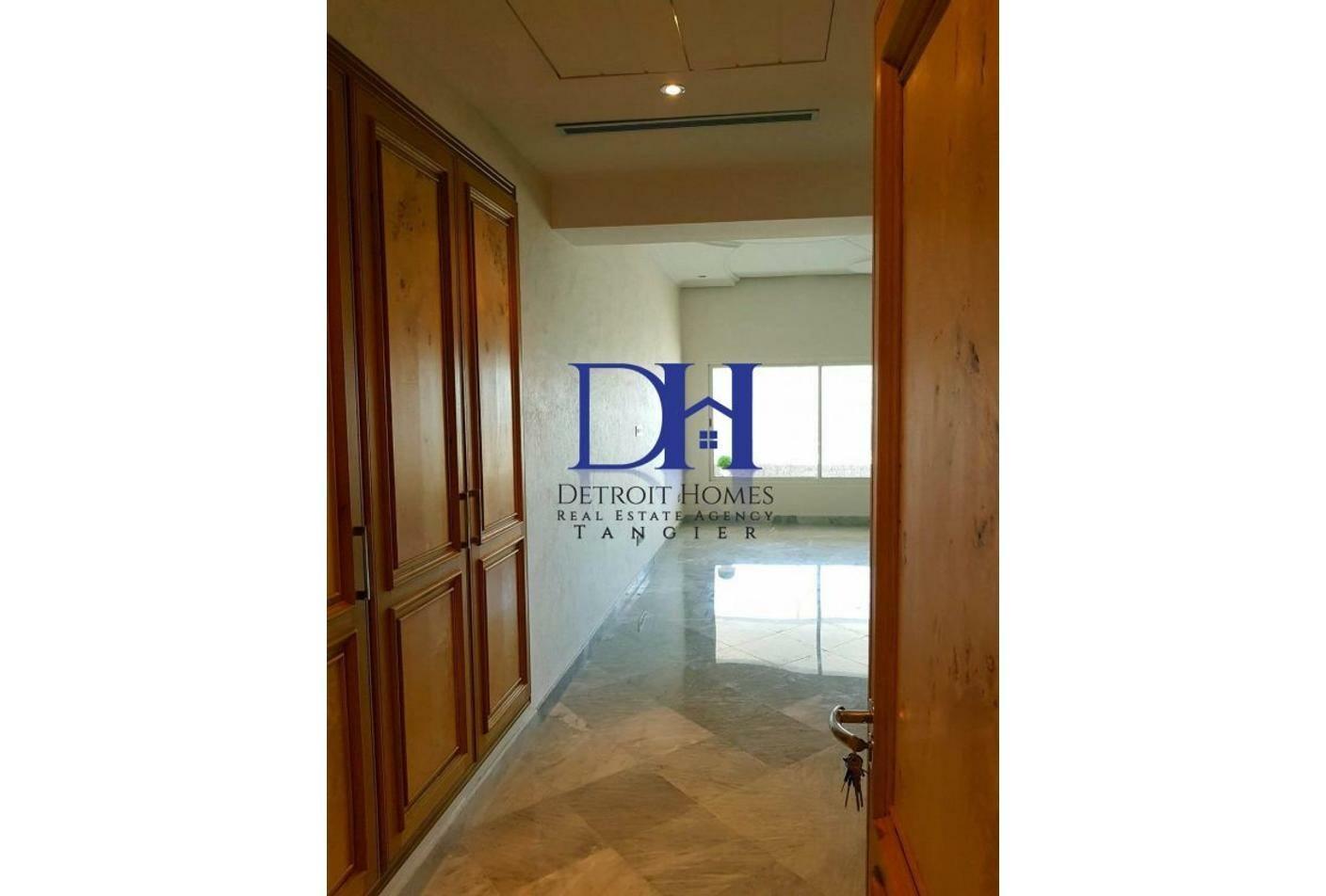 Appartement vide à la location — 2