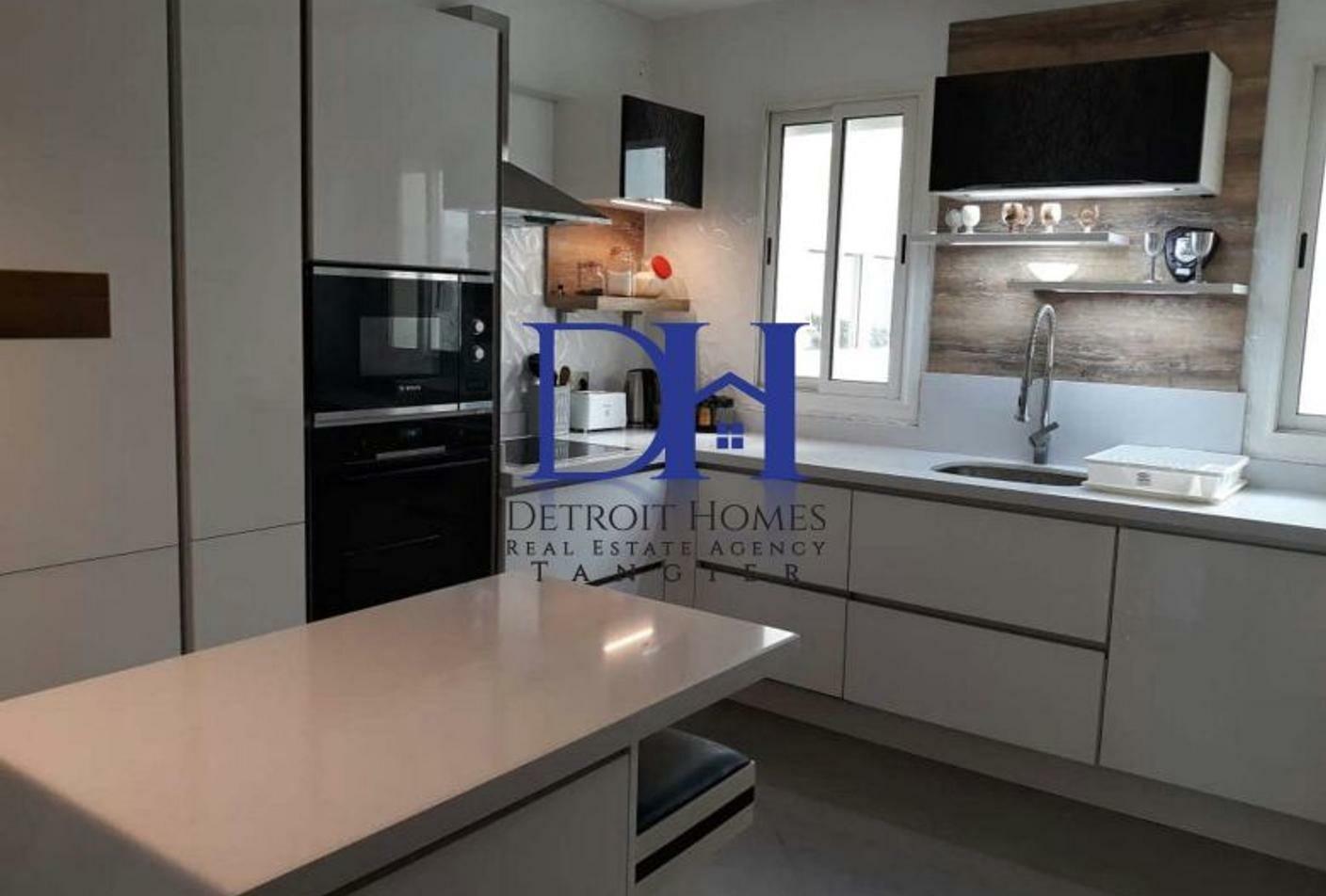 Appartement 135 m² f Centre ville — 9