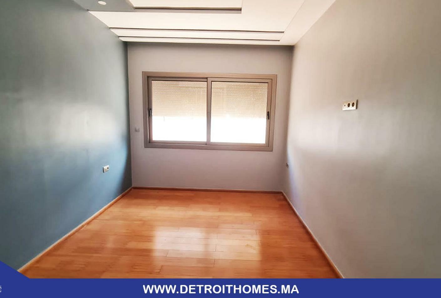 Appartement vide à la location - Ecole Berchet — 2