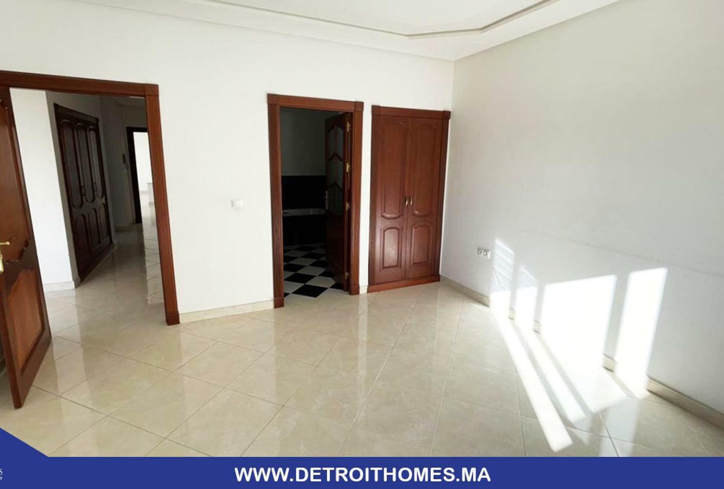 Appartement a louer - Jbel Lkbir — 2