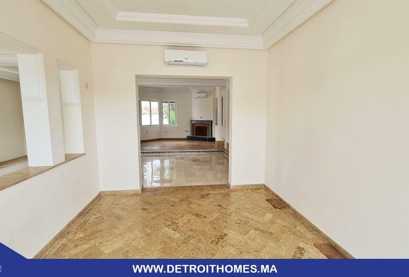 Villa 450 m² à Centre ville — 7
