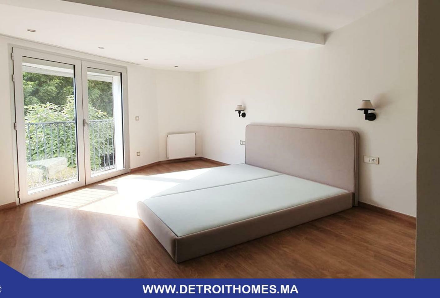 Villa 250 m² à Centre ville — 8