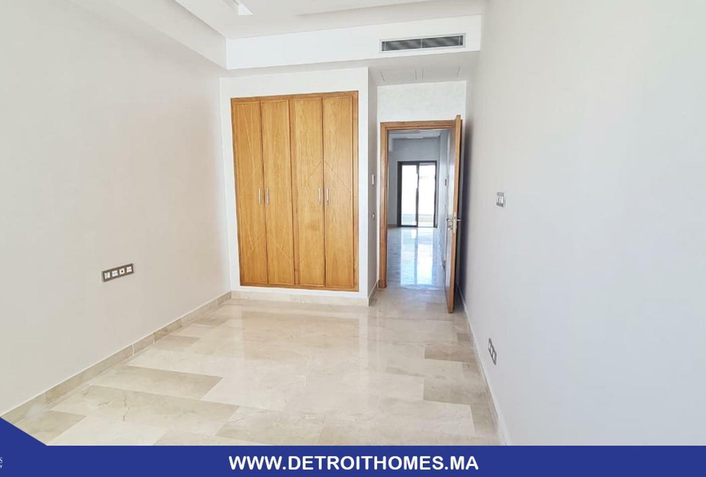 Appartement 139 m² f Centre ville — 9