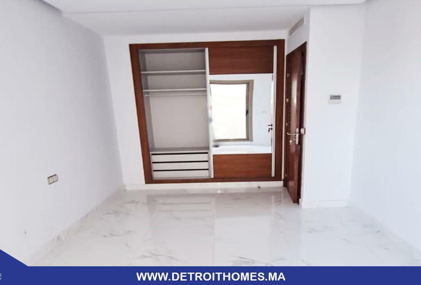Appartement vide à la location — 3