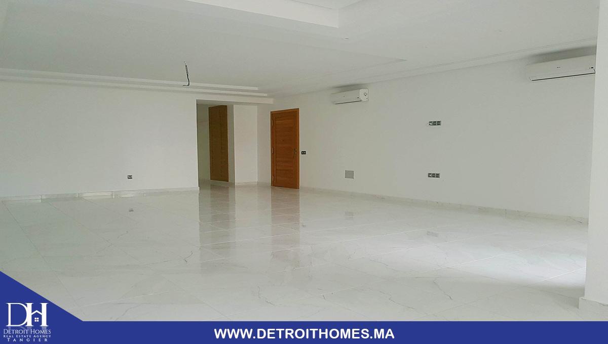 Appartement vide à louer — 4