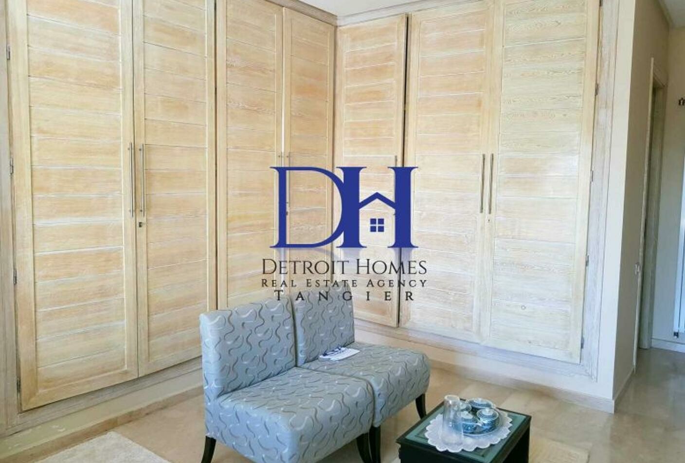 فيلا 560 م² في Centre ville — 7