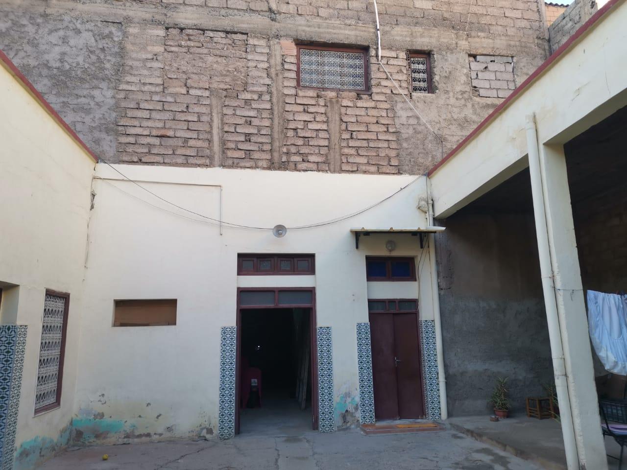 Riad à rénover – Charme et potentiel à Bab Doukkala