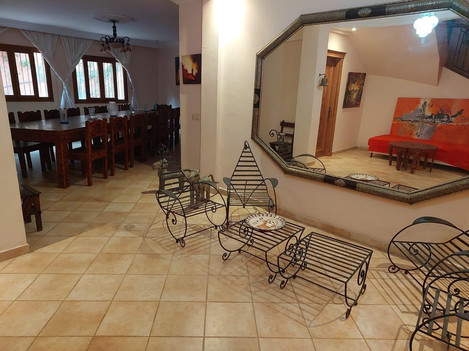 Villa d'exception avec piscine, jardin paysager et sécurité à vendre à Marrakech — 4