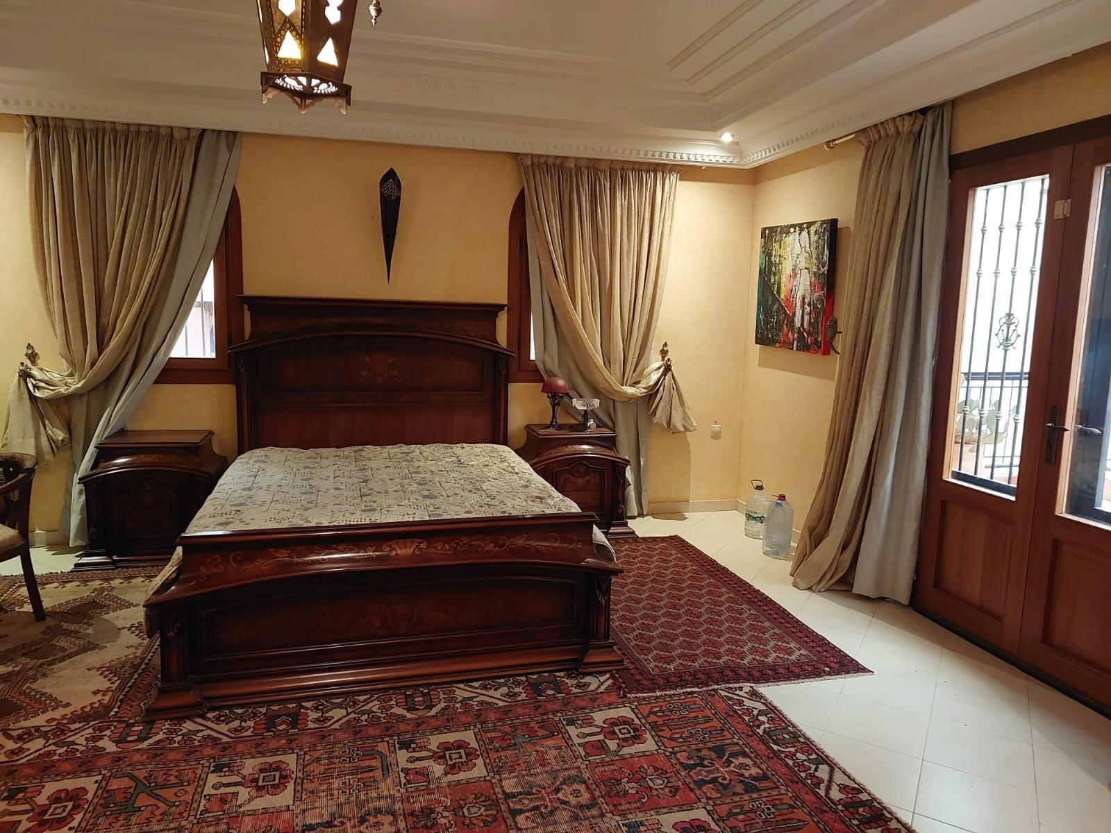 Villa d'exception avec piscine, jardin paysager et sécurité à vendre à Marrakech — 6