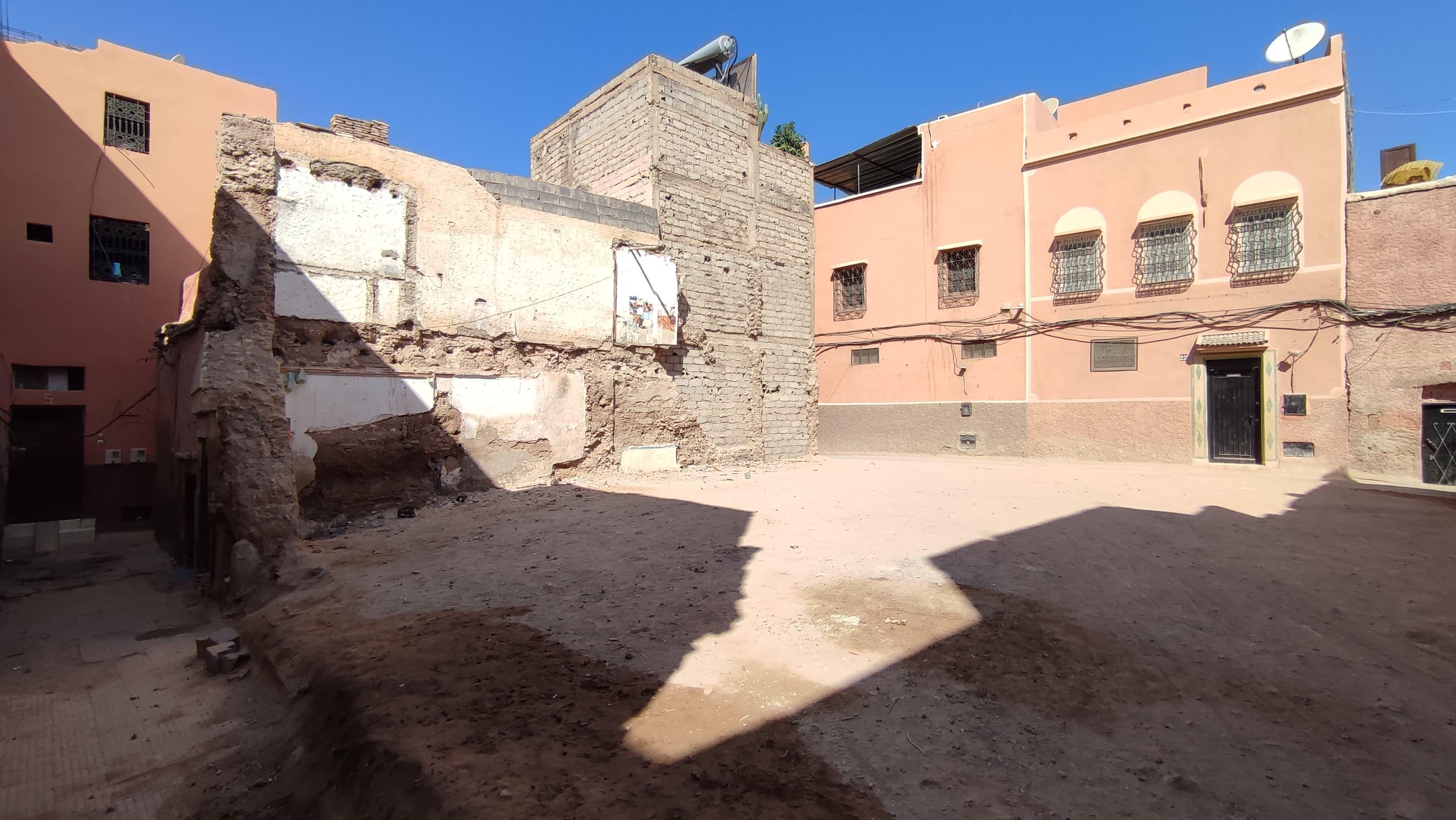 A vendre : Terrain constructible dans un emplacement privilégié
