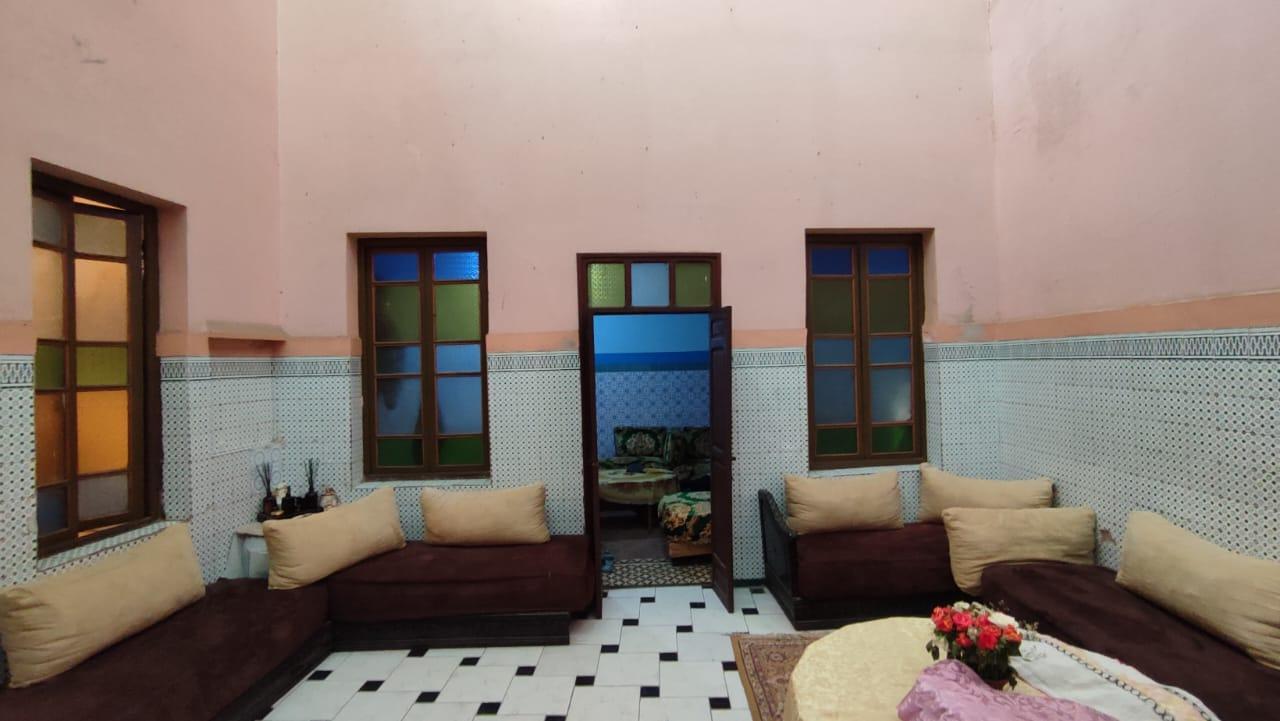 Riad chaleureux à rénover à Zaouia Abassia — 2