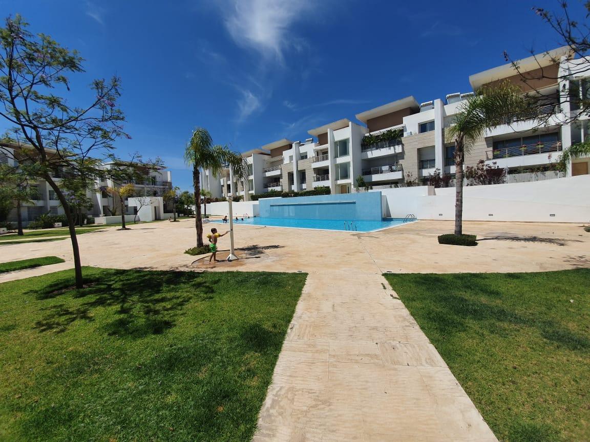 Location Appartement vide Bouskoura — 3