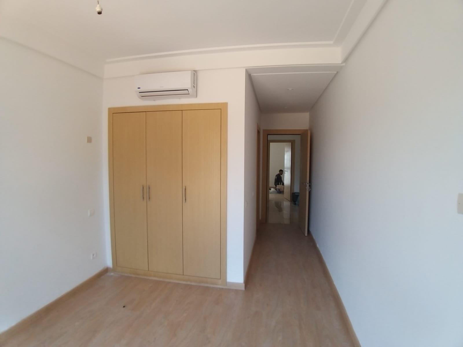 Location Appartement Vide Casa Finance City — 5