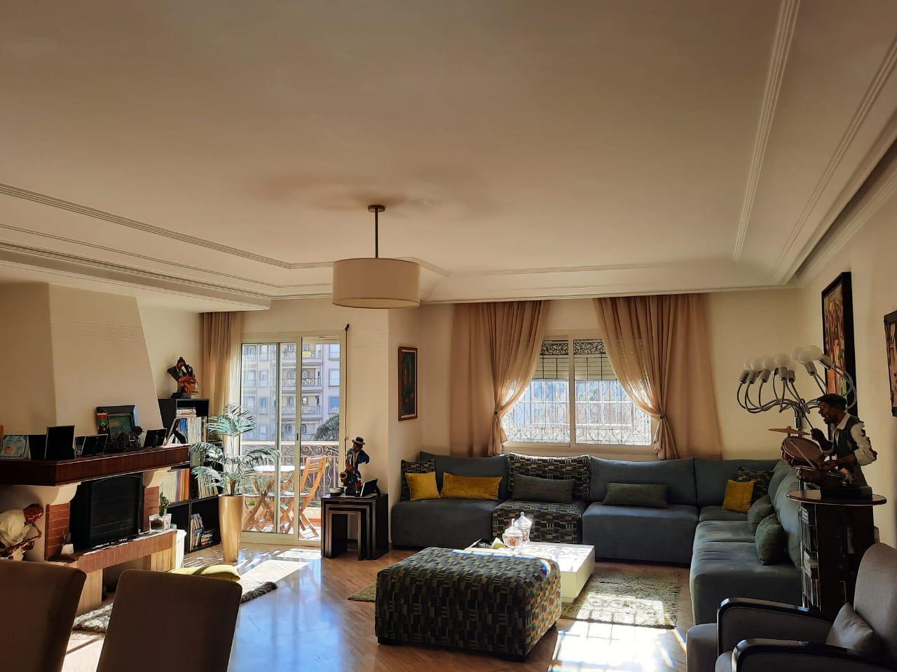 Location Appartement VIDE  Quartier Racine Casablanca