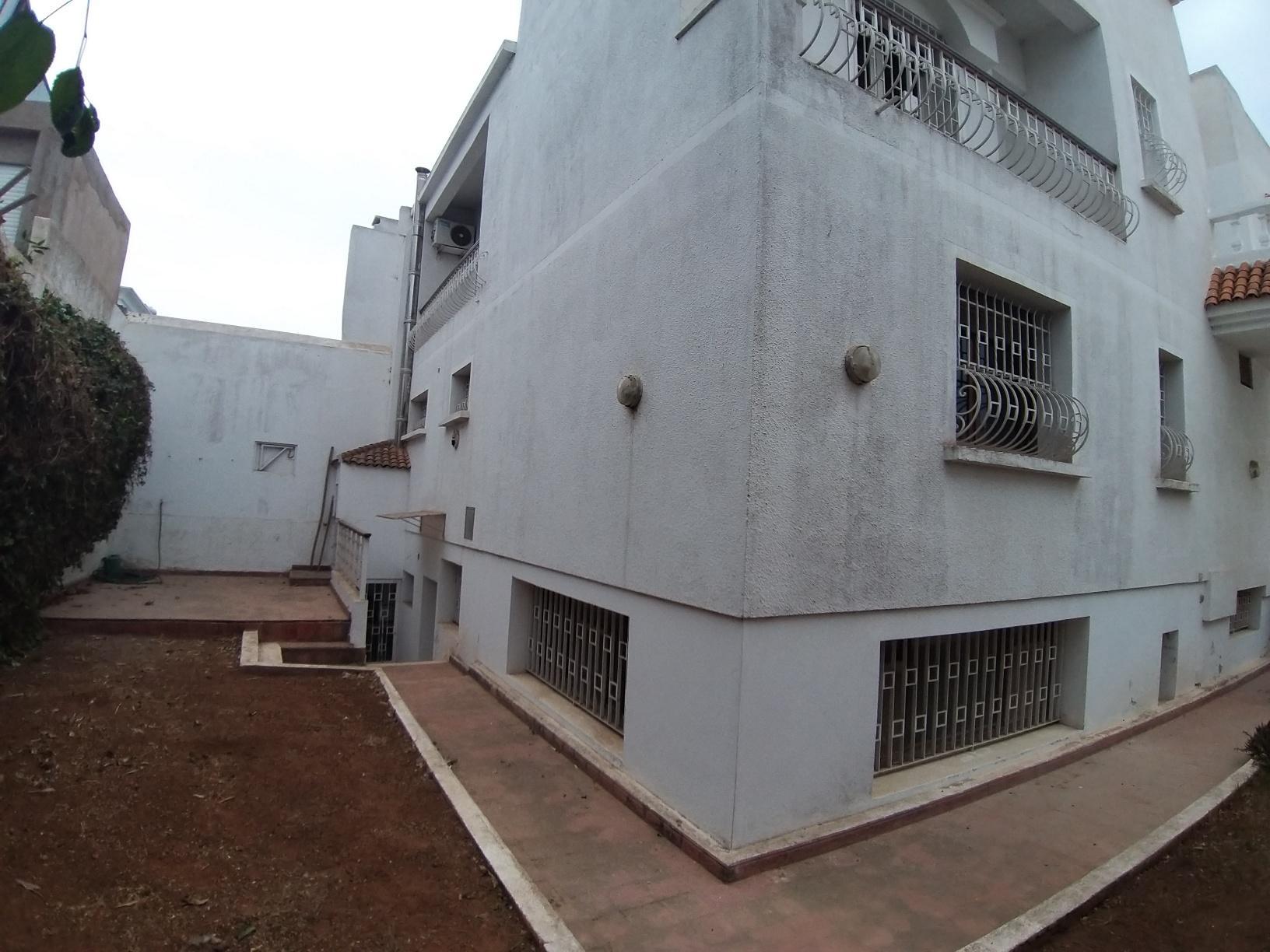Vente Villa Très Bien Situé Ain Diab — 2