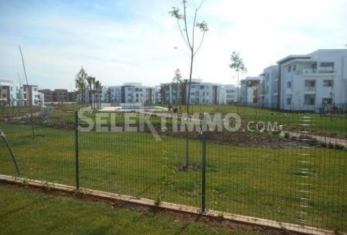 Location Appartement rez de jardin Bouskoura — 2