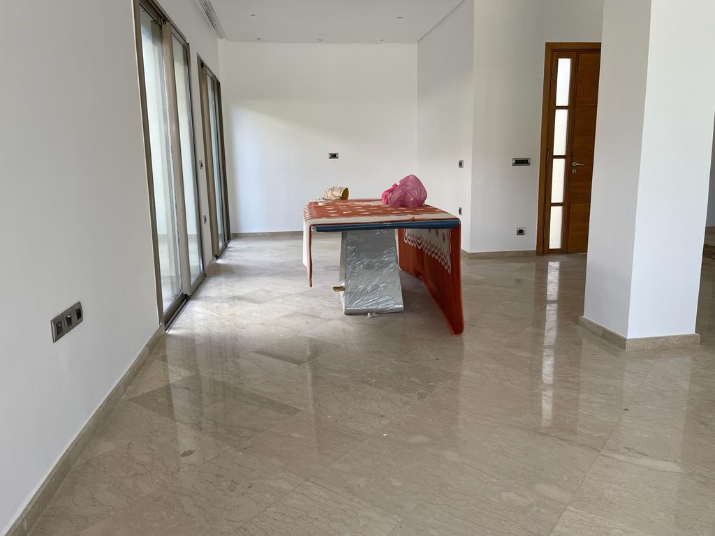 Location Villa Vide Front Du Golf Bouskoura Casablanca — 4