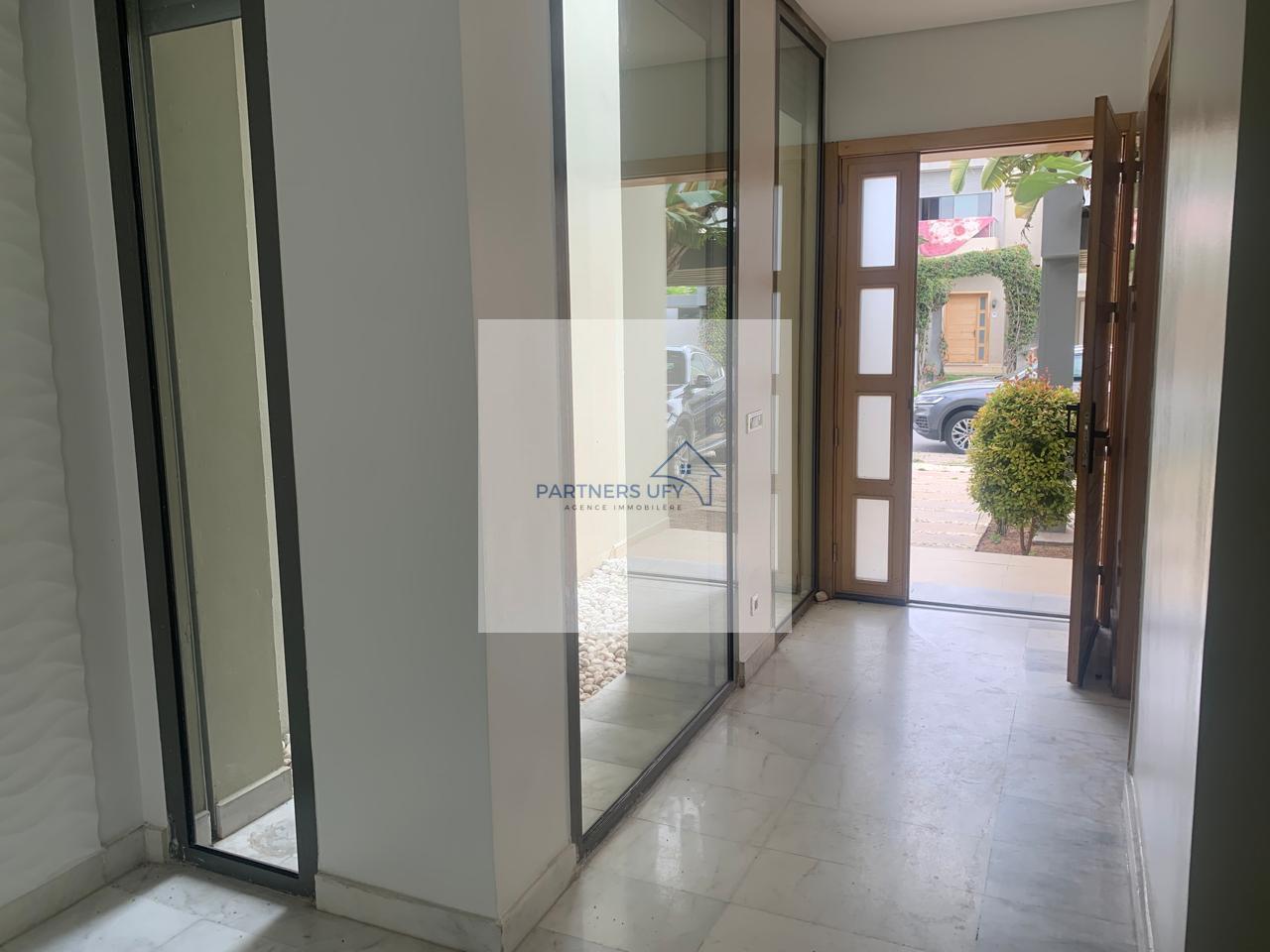 Villa à louer – Bouskoura Ville Verte – Résidence Golfique – Sans vis-à-vis — 3
