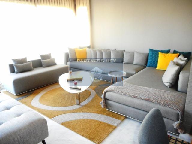 Bel appartement ensoleillé et lumineux à louer vide